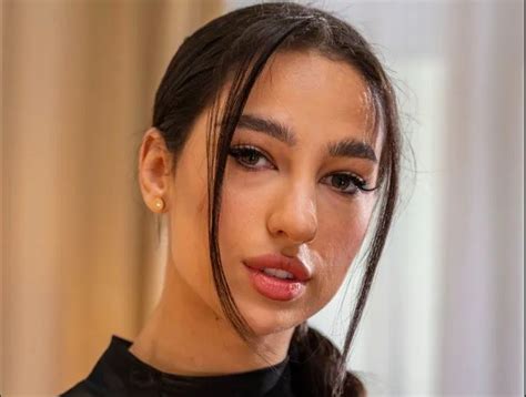 Kama Oxi (Actress) Wiki, Age, Height, Weight, Bio, Photos, Net .
